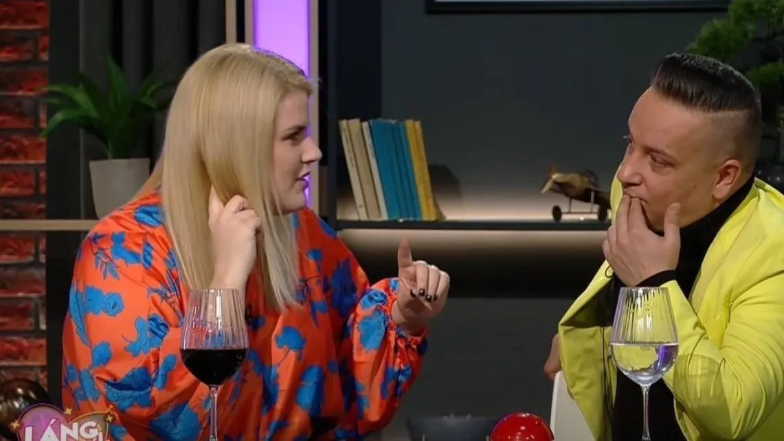 Körtvélyessy Kinga, L.L. Junior, Life TV, YouTube