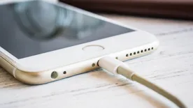 Rossz hír érkezett Apple-felhasználóknak: betiltották az iPhone 12-t