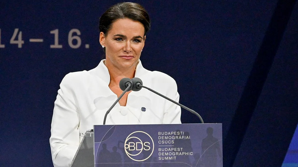 NOVÁK Katalin