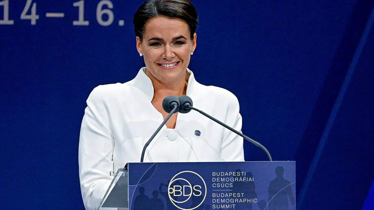 NOVÁK Katalin