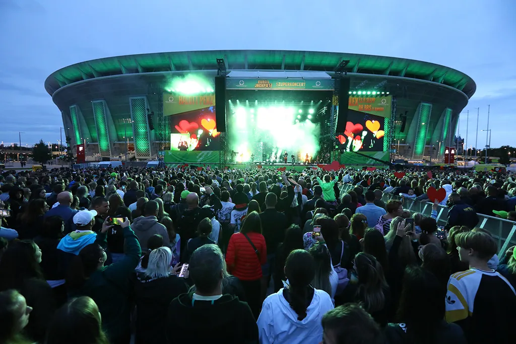 SZRT Szuperkoncert, koncert, szerencsejáték