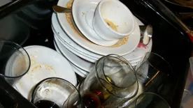 "Lusta otthon maradó anyuka vagyok, nem érdekel, hogy mocskos és undorító a házam"