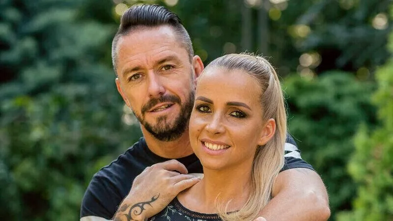 Kabát Péter és párja, Róka Adrienne