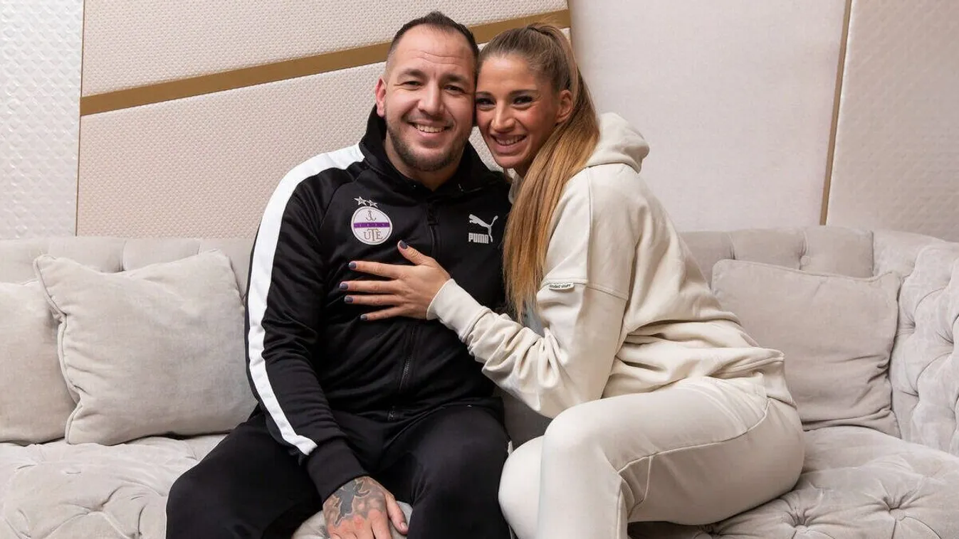 Ez igen: Curtis olyan ajándékot kapott a szerelmétől, hogy attól mindenki dob egy hátast – Fotó