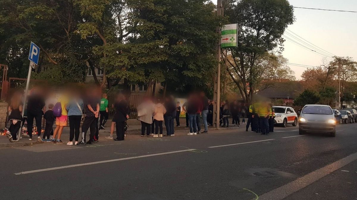 Pesterzsébeti tragédia: szívszorítón búcsúztak Ricsitől az iskolájában – Videó