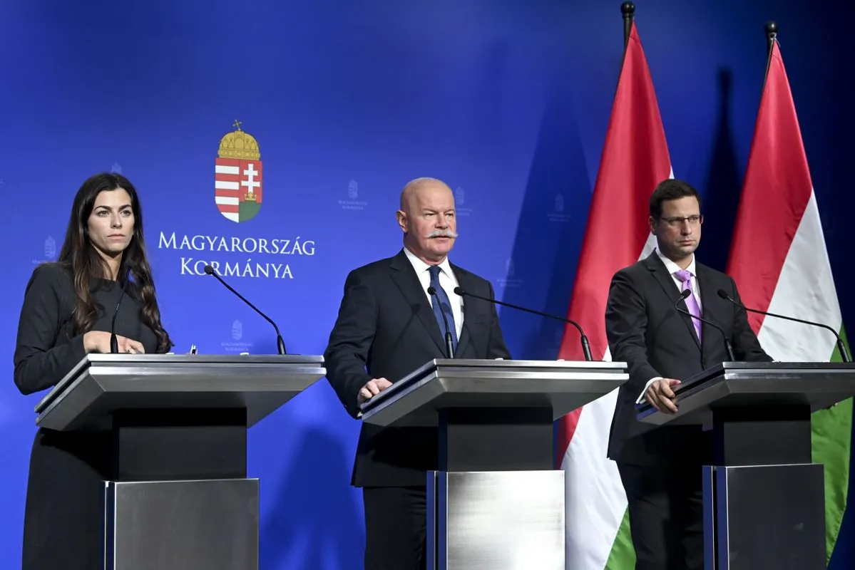 CSÁK János; GULYÁS Gergely; SZENTKIRÁLYI Alexandra