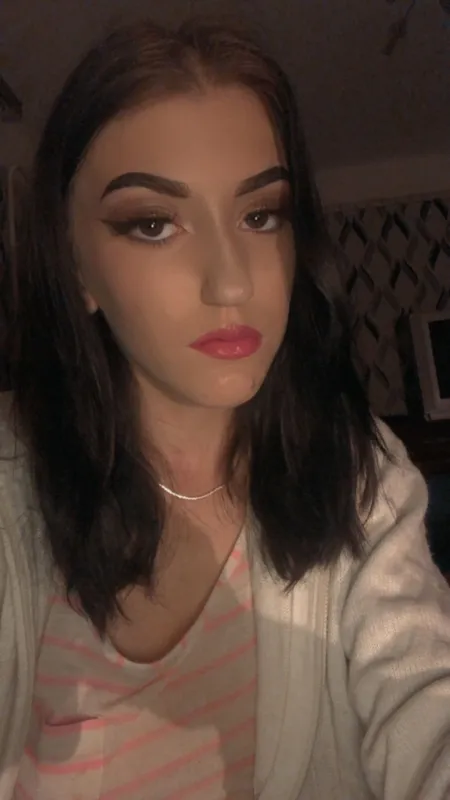 Laura Azahriah