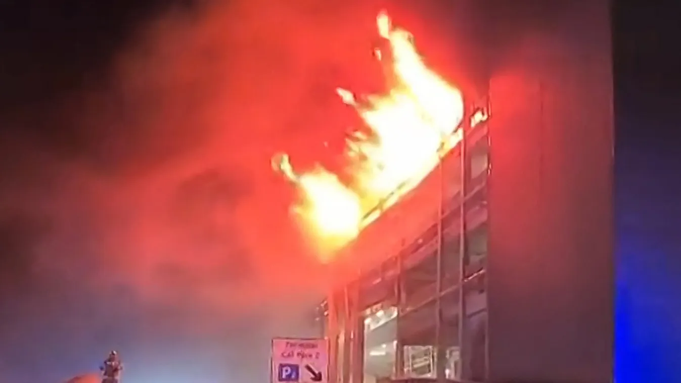 Megrázó videó: Tűz ütött ki a londoni reptéren, leállt a légiforgalom