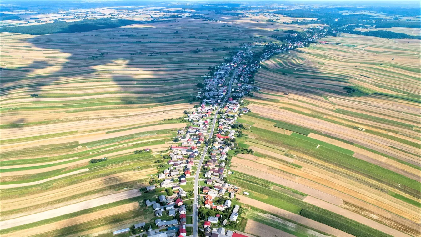 Mindenki egy utcában lakik a világ leghosszabb falujában