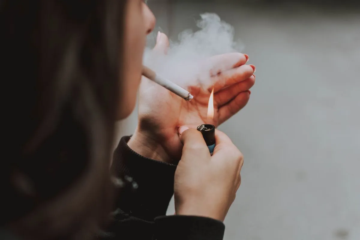 Dohányzás cigaretta smoke