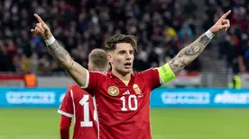 „Imádom, hogy magyar vagyok!” - ilyen Szoboszlai Dominik szobája - Videó