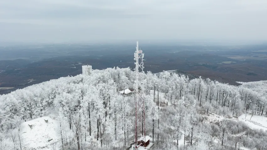 November végén leesett a hó: ilyen gyönyörű látványt nyújt a hófödte Magyarország