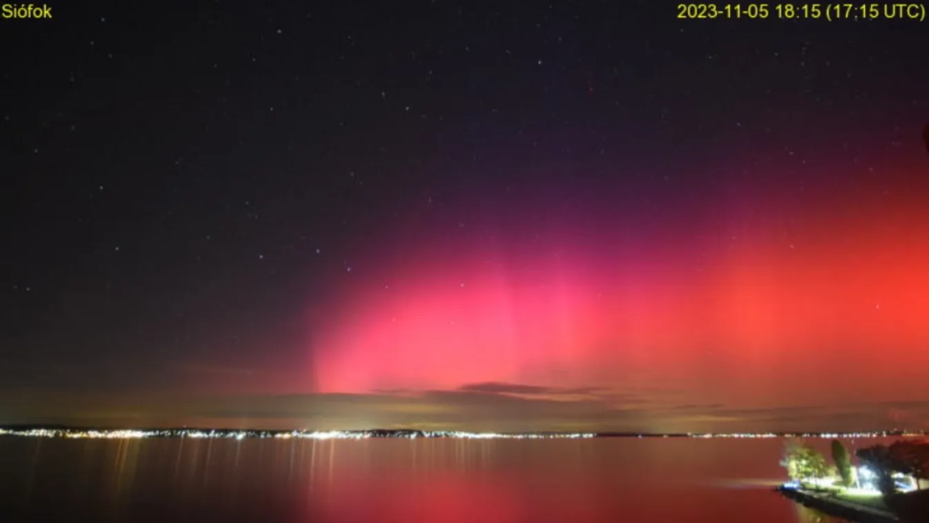 Így festette vörösre a sarki fény az eget és a vizet a Balatonnál