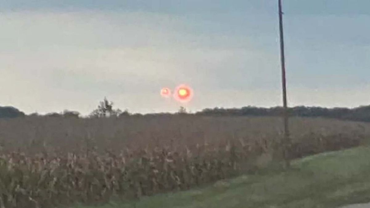 Sokkot kapott a család: UFO jelent meg felettük - Fotó