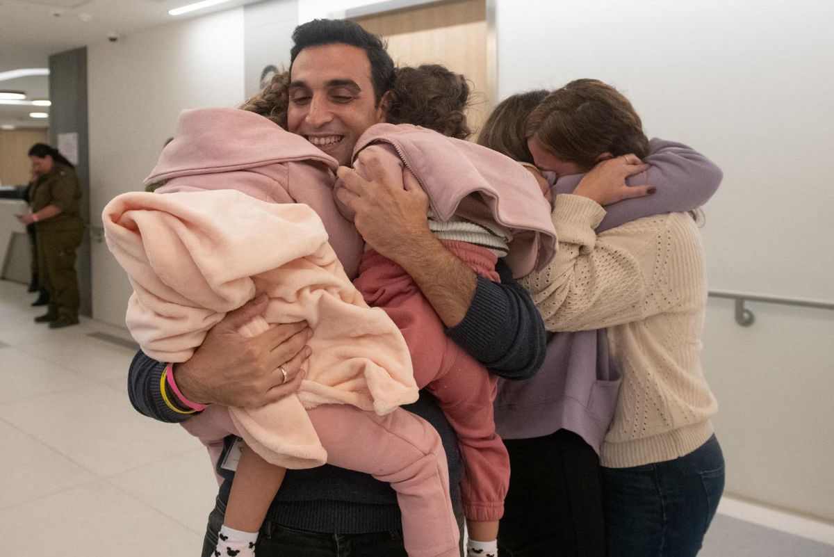 Az egyik izraeli kórházban újra egyesült a család / Fotó: GettyImages