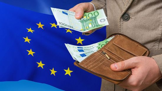 https://cdn.borsonline.hu/2023/11/aTGORz3Md1axHvDN3mhohDM-514nM6_yWGRhXsoOQPk/fill/550/310/no/1/aHR0cHM6Ly9jbXNjZG4uYXBwLmNvbnRlbnQucHJpdmF0ZS9jb250ZW50LzFkMmRlYzJjMTZkNTQwYzI4ODhlNDVhNGY2MWI4ZmY0.jpg