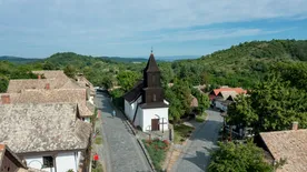 Varázslatos őszi kirándulás Hollókőn