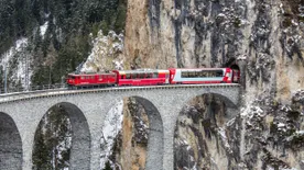 Ez lett a legszebb európai vonatút: 55 alagúton és közel 200 hídon visz keresztül