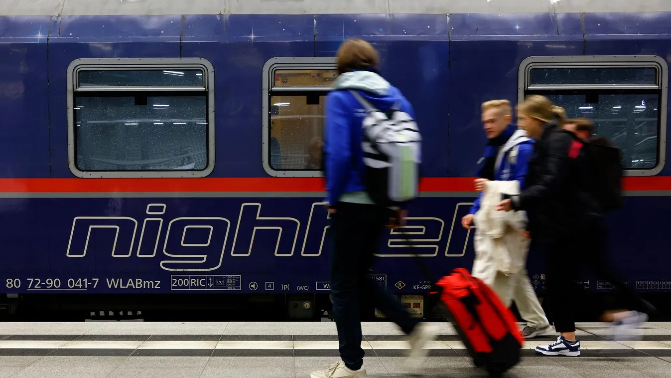 Csaknem egy évtized után újra közlekedik a Berlin-Párizs éjszakai vonat