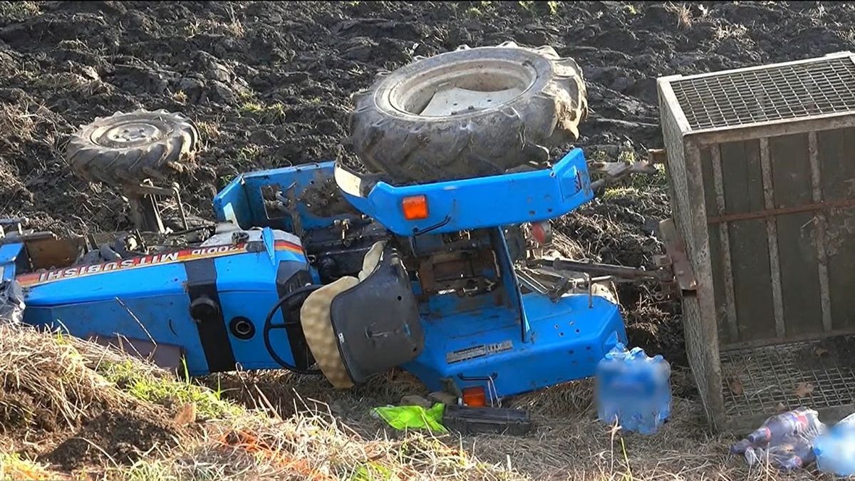 Borzalmas tragédia: saját traktora végzett a 83 éves férfival - Videó