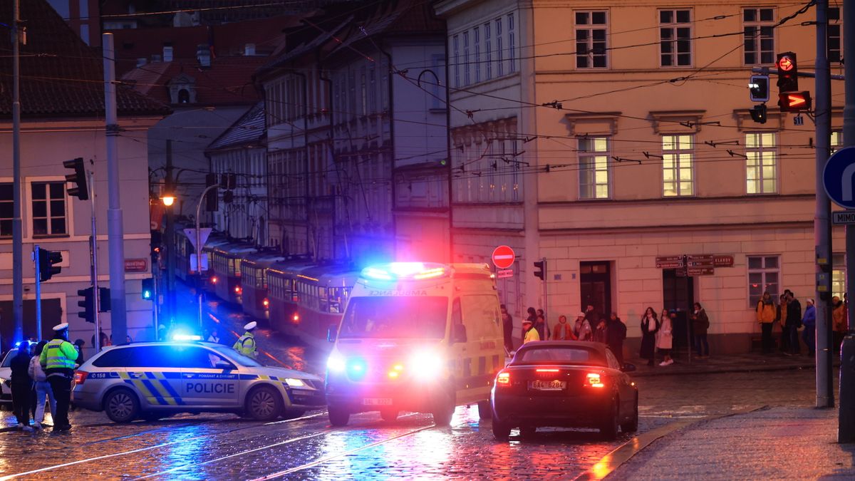 Friss hírek érkeztek Prágából: legalább 15 ember meghalt, 30-nál is több a sérült