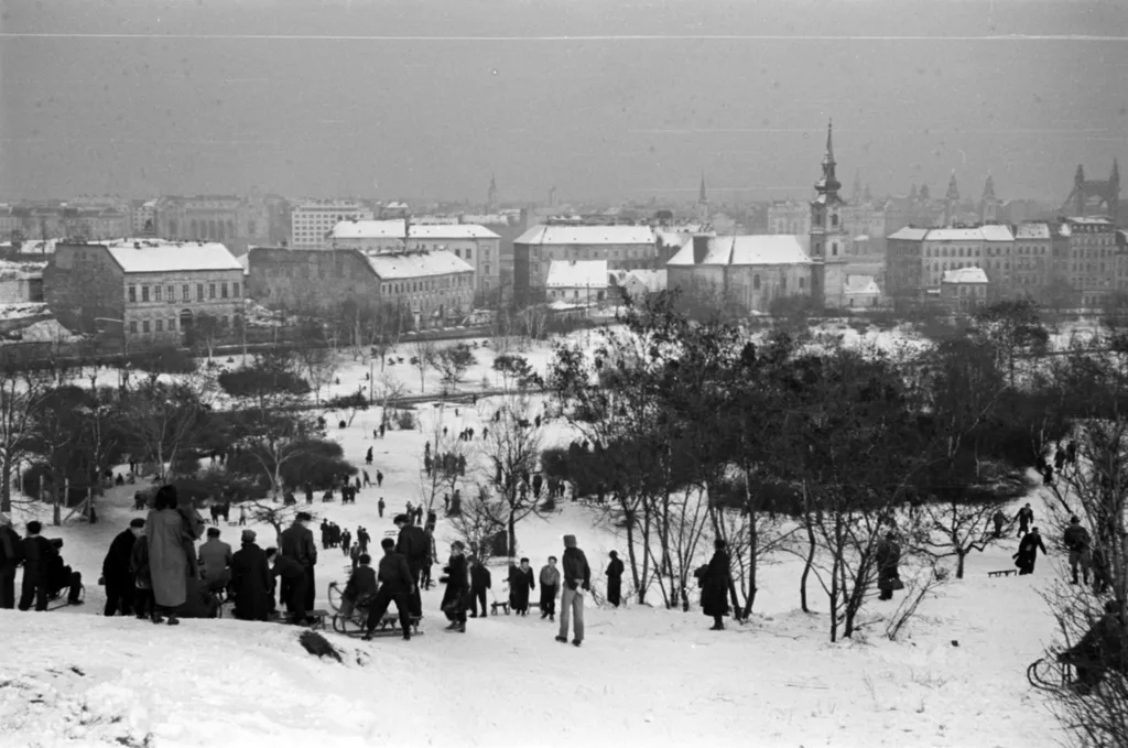 fortepan_148429 1956 Tabán fotó Barbjerik Ferenc
