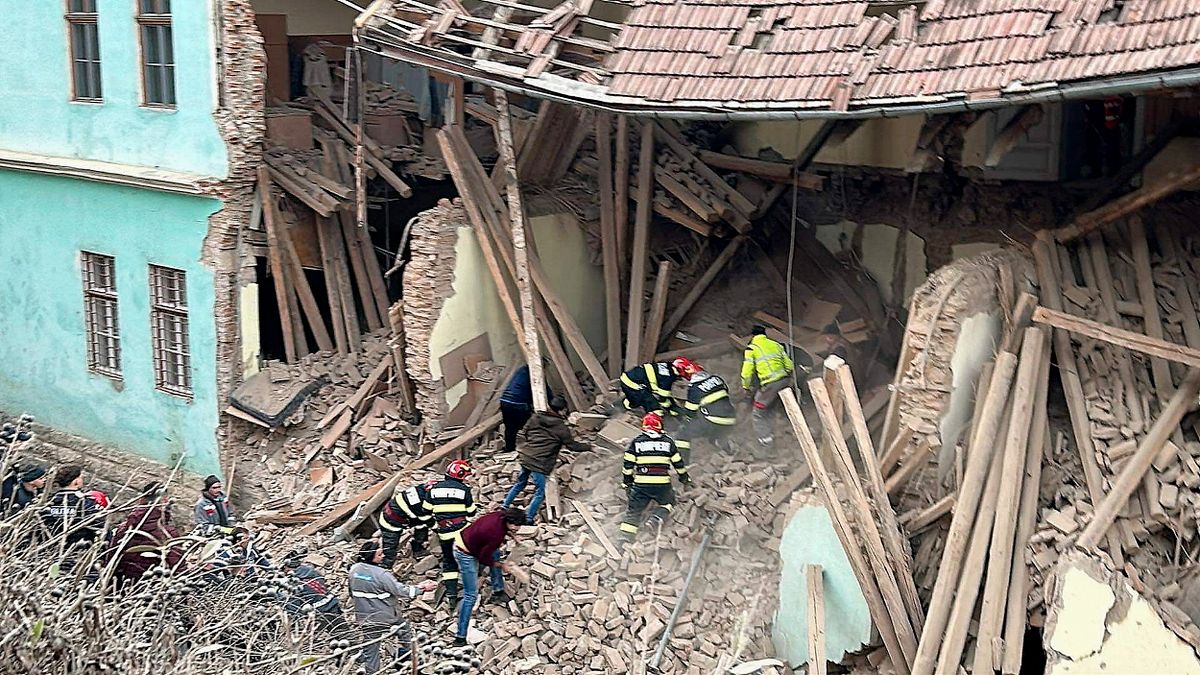 Boarding school building partially collapses in Romania, leaving one student dead and three others injured