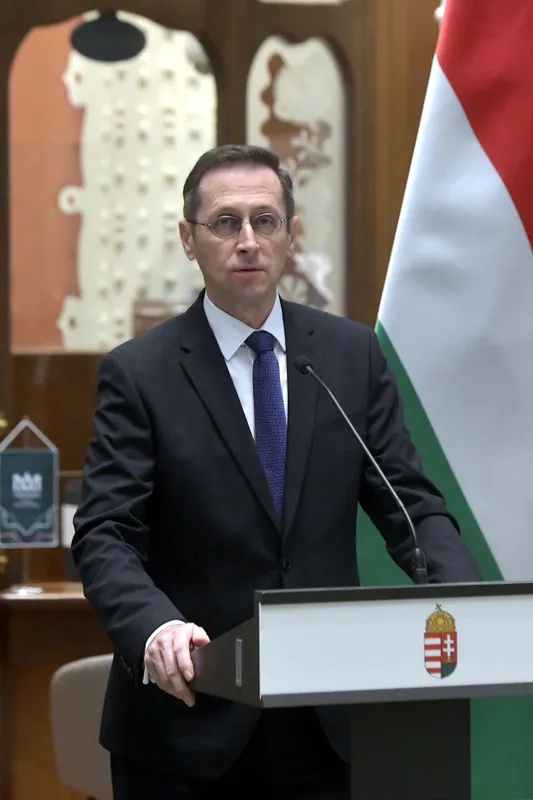VARGA Mihály