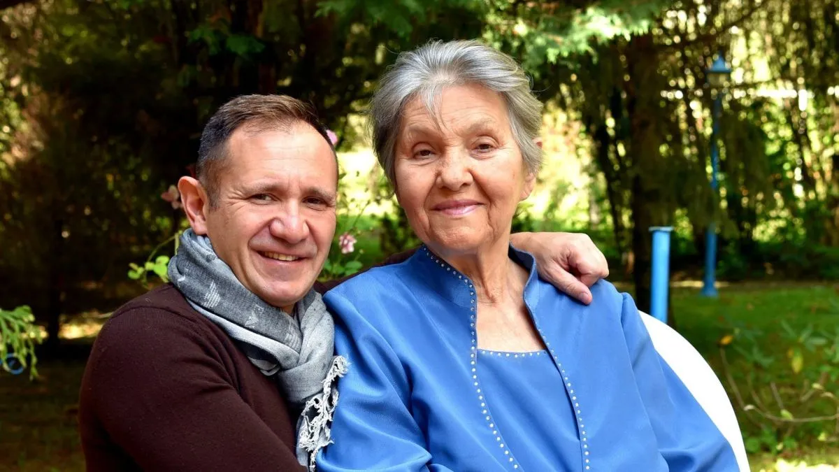 Pécsi Ildikó és fogadott fia