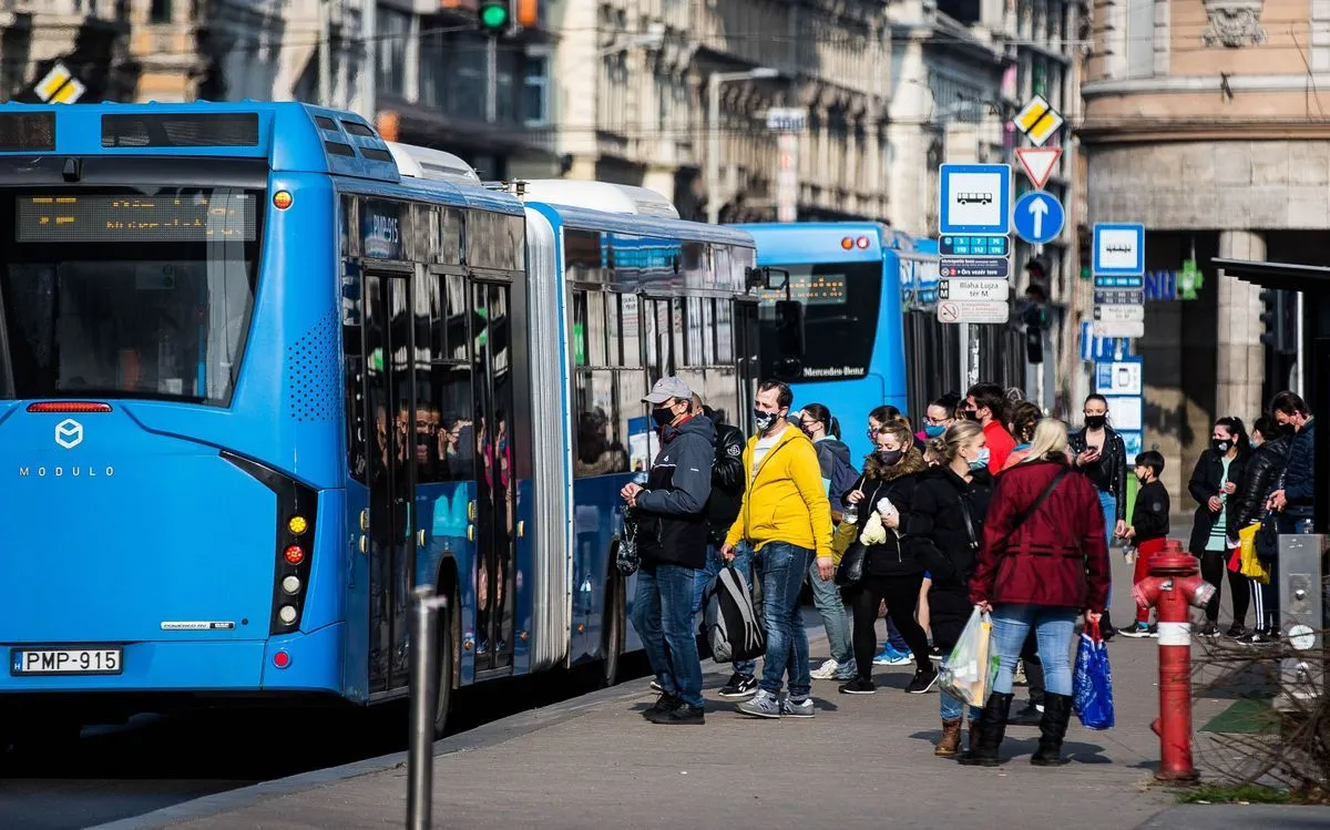 BKK, tömegközlekedés, járatrikítások