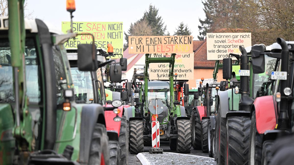 A káosz hete Németországban: leállt gyárak, akadozó közlekedés, bezárt iskolák