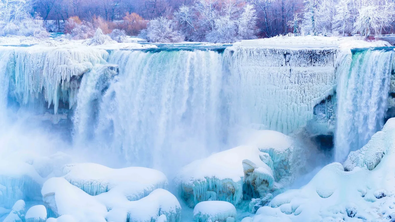 Valóságos jégpalotává változik a Niagara-vízesés ilyenkor télen