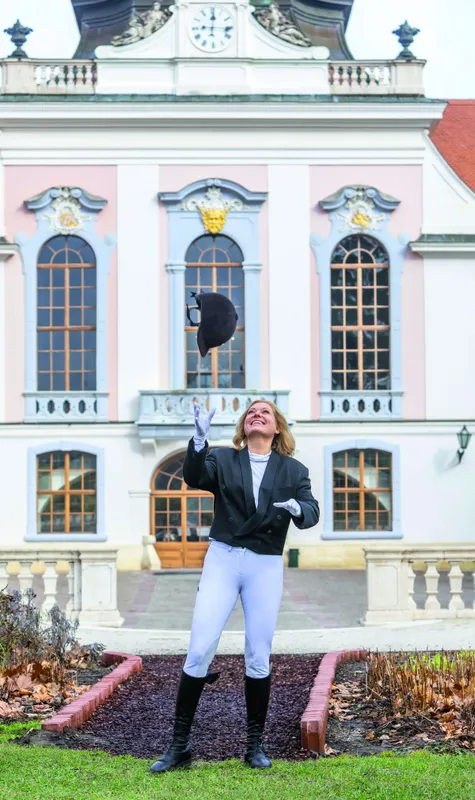 HOT 8. FELTÖLTÉS GAÁL NOÉMI, GÖDÖLLŐI KASTÉLY