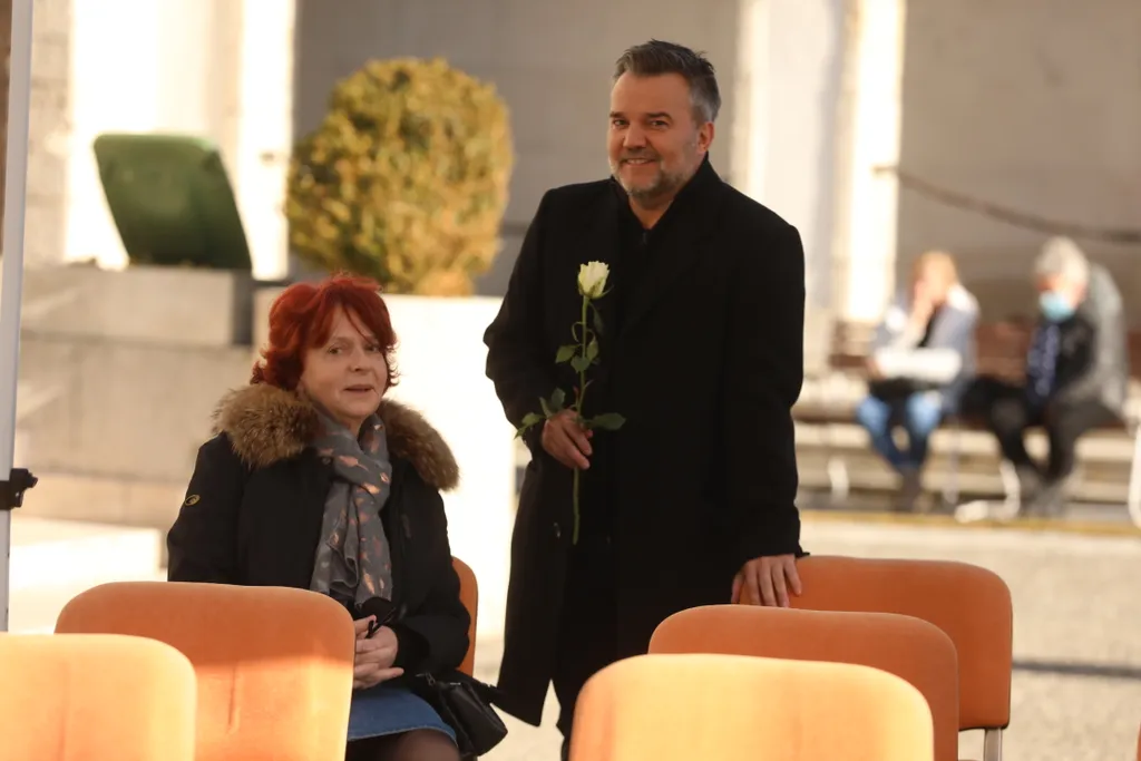 BENEDEK MIKLÓS TEMETÉS 2024.02.06.

Hernádi Judit Hevér Gábor
