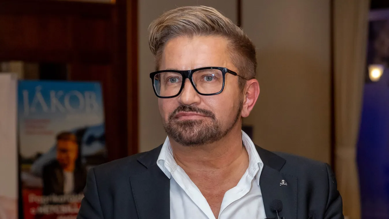 Jákob Zoli: Nincs Isten komplexusom, nem hiszem, hogy halhatatlan vagyok