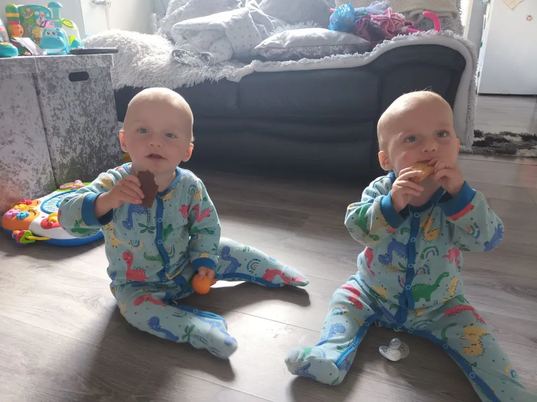Aiden és Lucas