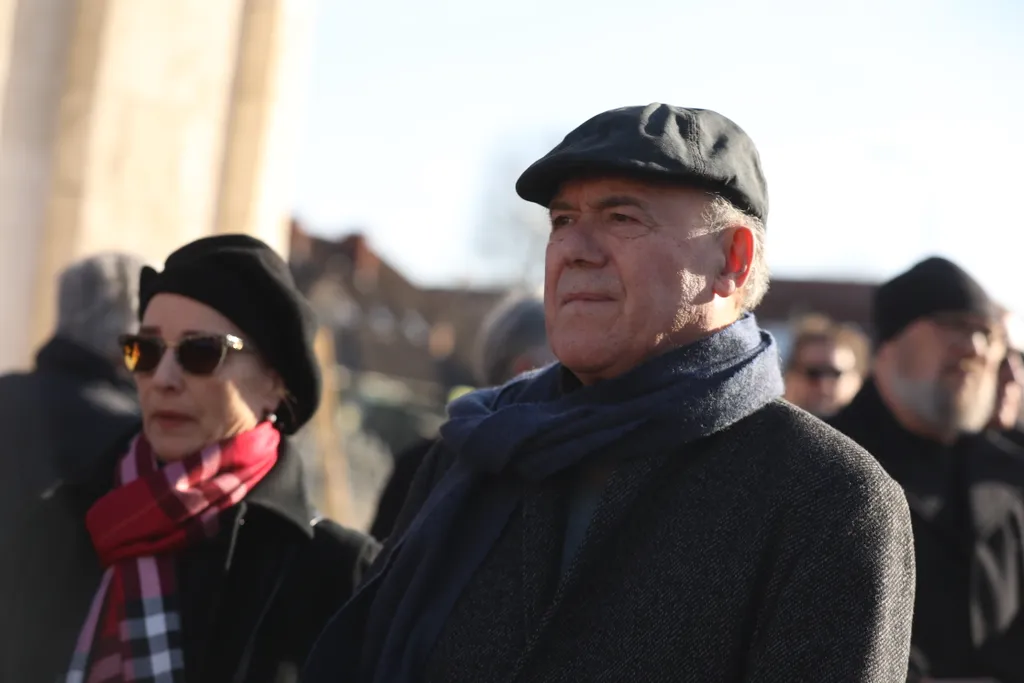 BENEDEK MIKLÓS TEMETÉS 2024.02.06.
Gáspár Sándor
