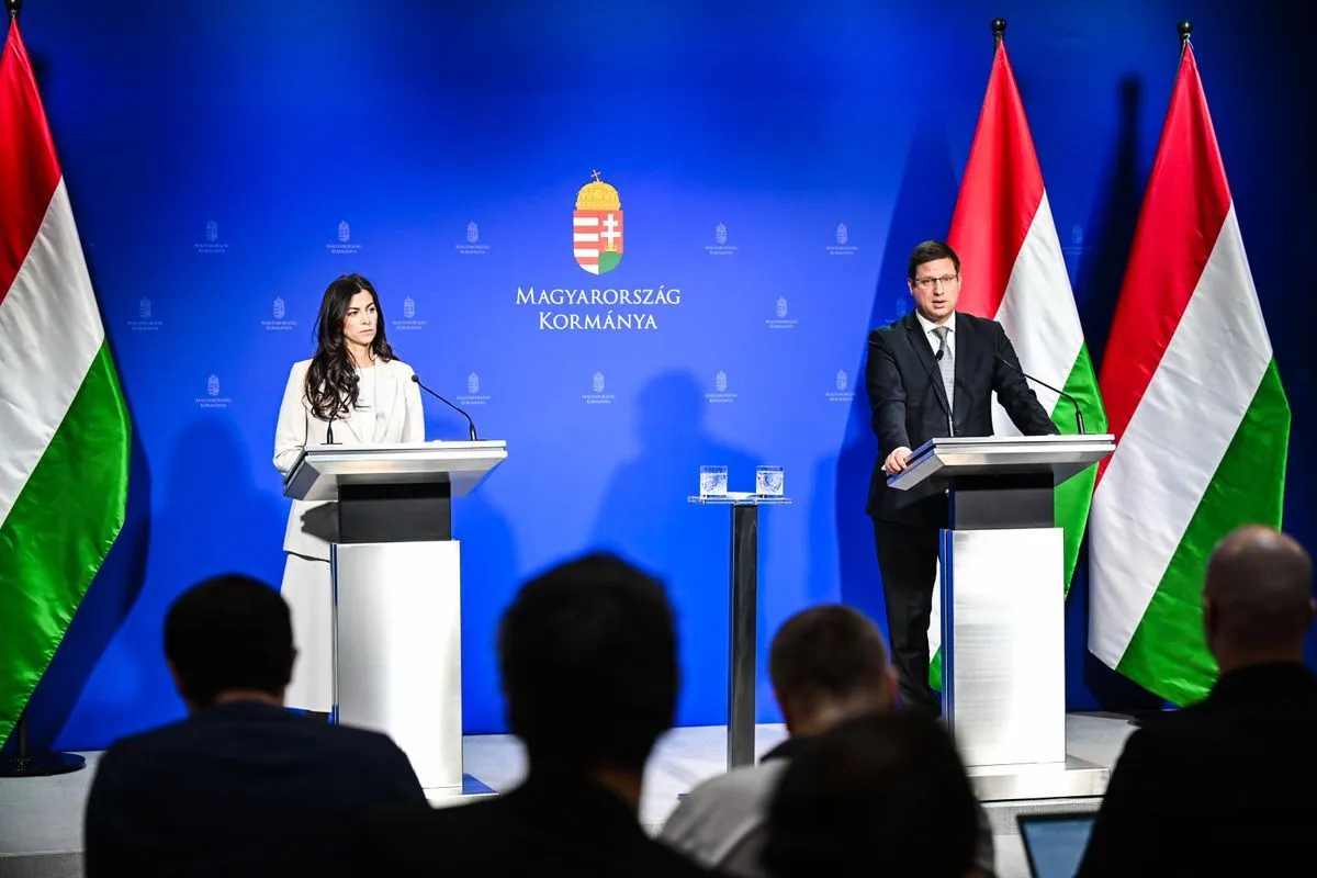 Szentkirályi Alexandra, Gulyás Gergely, Kormányinfó