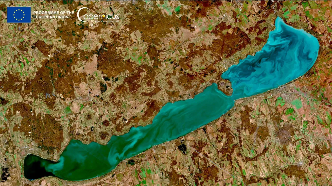 Ritkán láthatjuk ilyen magasból a Balatont: az űrből készült a friss fotó