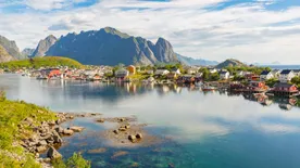Miért bakancslistás úti cél Norvégia, a fjordok és a varázslatos északi fény hazája?