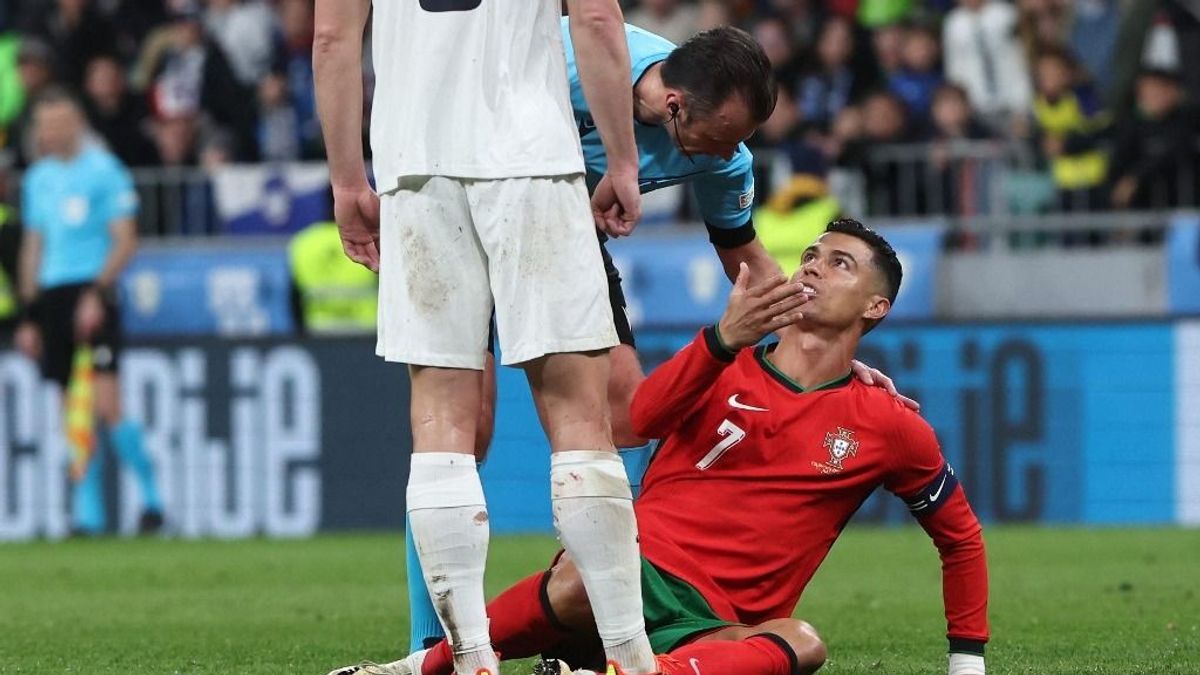 Videón Ronaldo óriási hisztije, vele égtek a portugálok