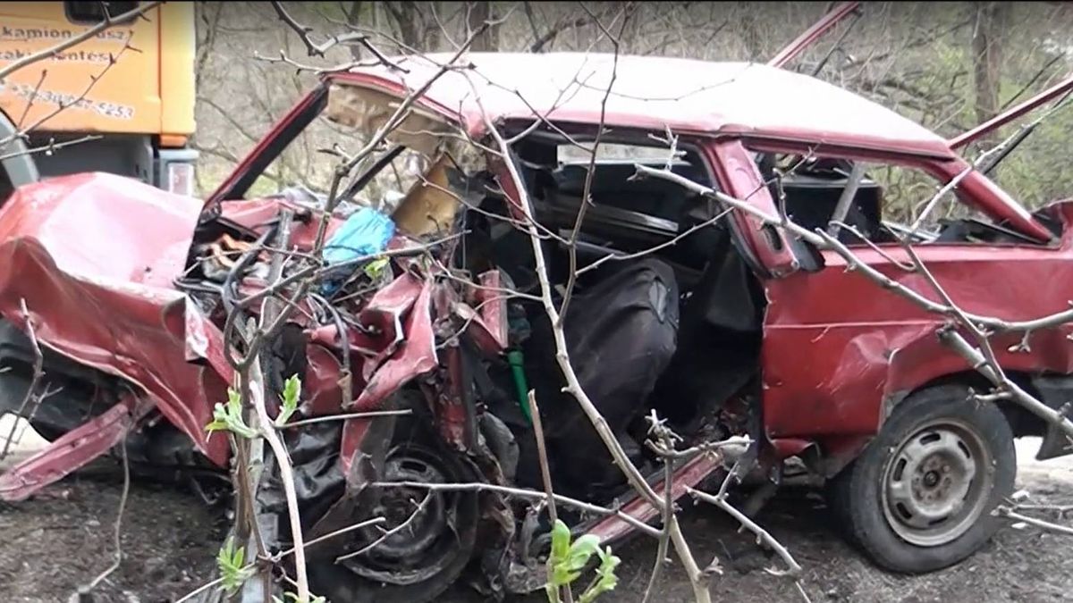 baleset Oroszlány és Csákvár között, 2024. március 16, fotó: TV2 Tények videógrab