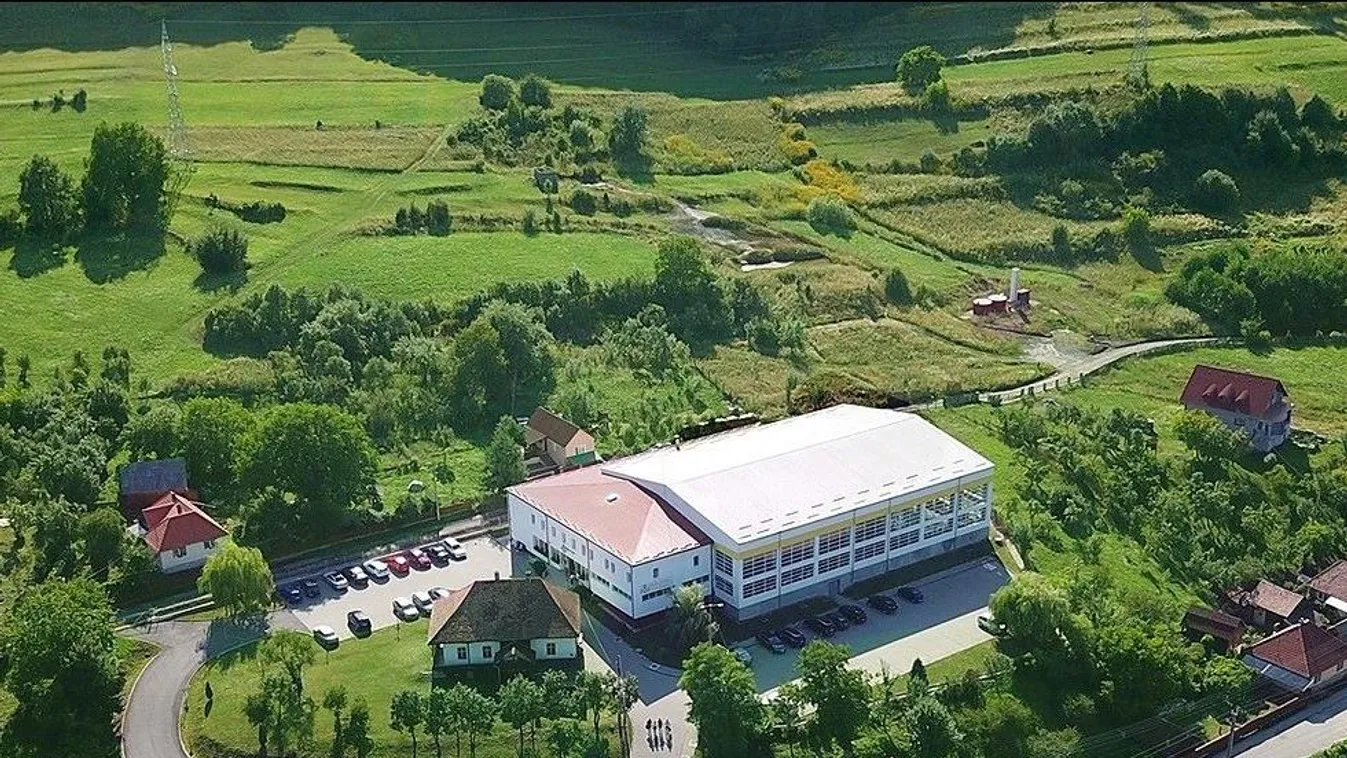 Megújulva nyit szombattól ez a különleges, sós vizű fürdő