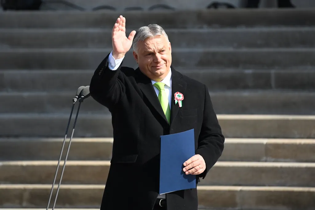 ORBÁN Viktor, Március 15. - Állami díszünnepség a Múzeumkertben