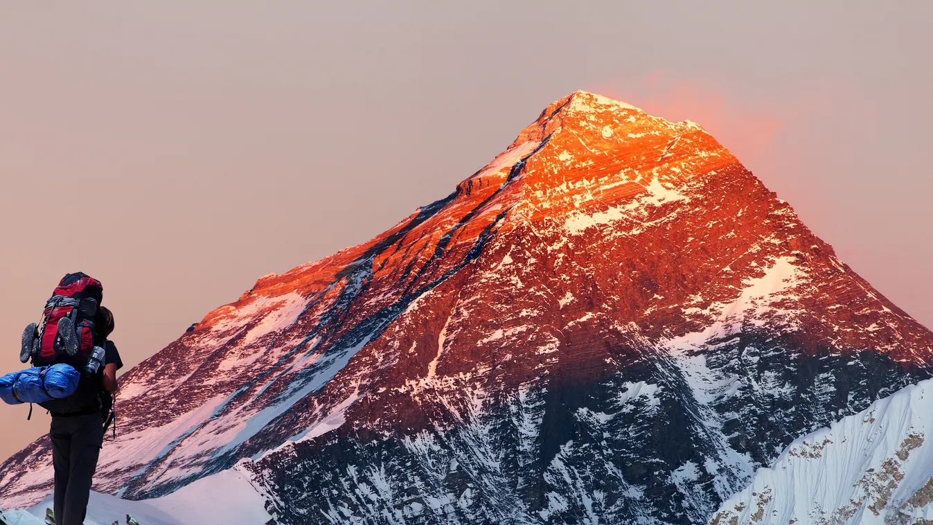 Nyomkövető chipet kapnak a Mount Everest mászói
