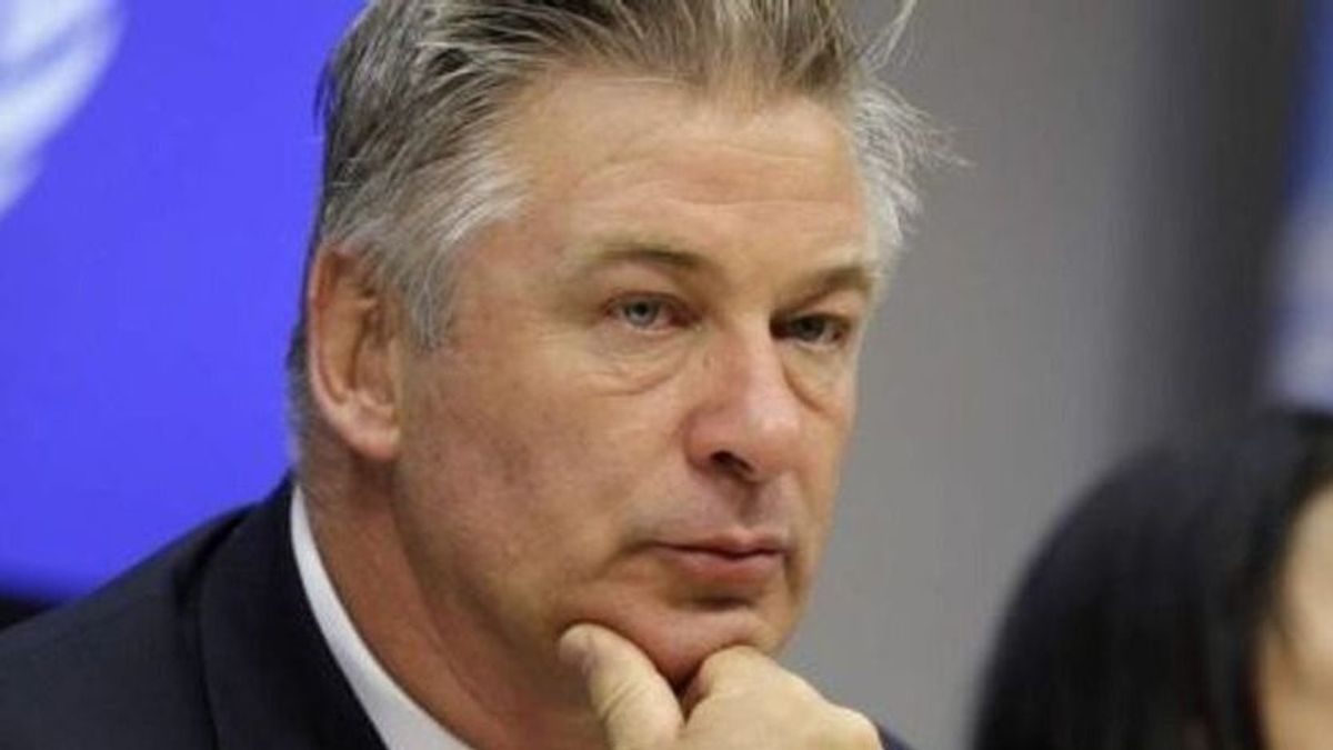 Újabb bírósági per indul Alec Baldwin ellen