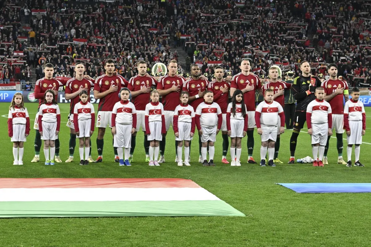 GULÁCSI Péter; MILOS, Kerkez; NAGY Ádám; NEGO Loic; SZALAI Attila; SALLAI Roland; SCHÄFER András; BALOGH Botond; LANG Ádám; VARGA Barnabás; SZOBOSZLAI Dominik