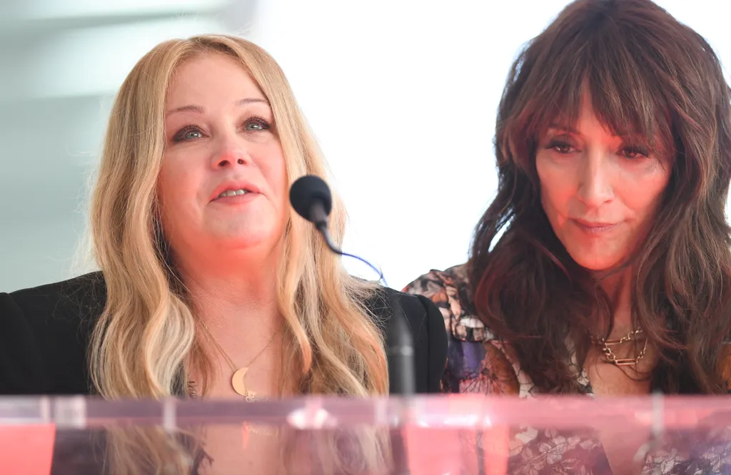 Christina Applegate és Katey Sagal, azaz Kelly és Peggy 2022-ben