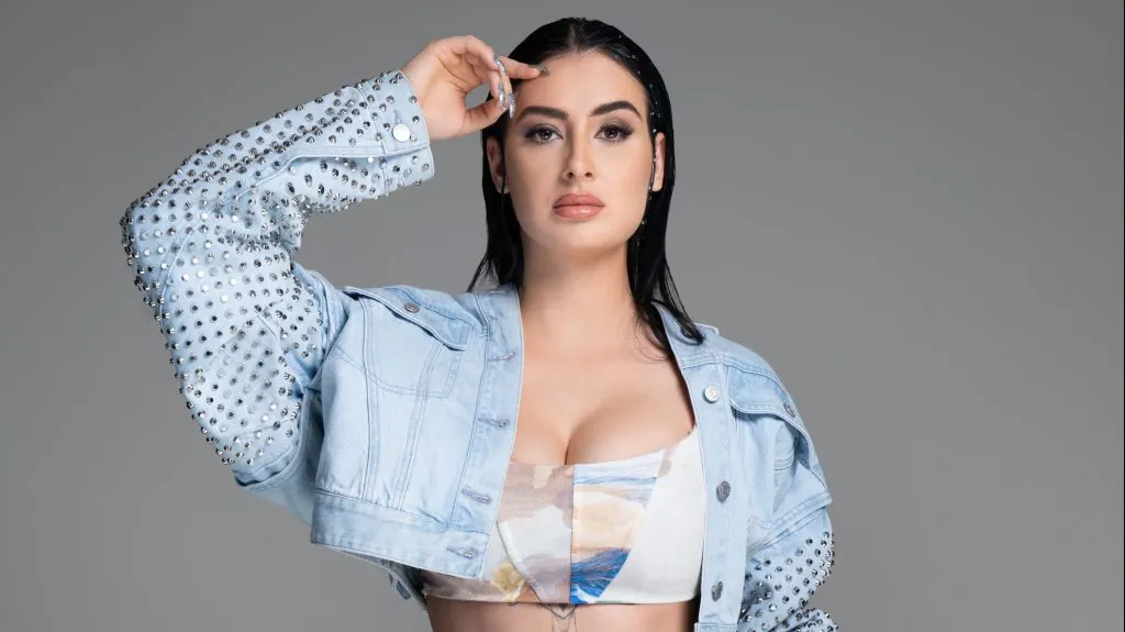 Nemazalány miatt rengetegen támadták VV Barnát