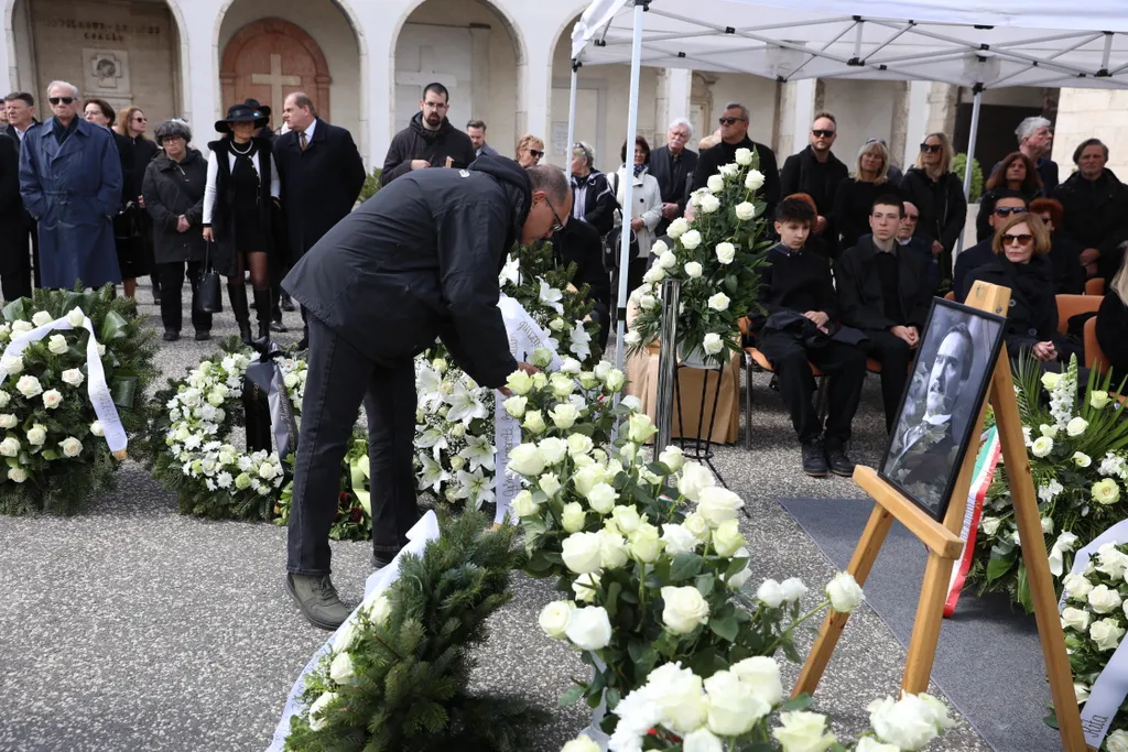 2024.04.18
Tordí Géza temetés
Kerekes József